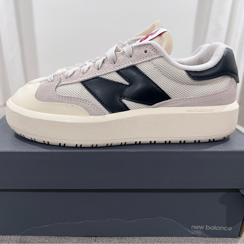 New Balance ct302 unisex White and Black Sneakers